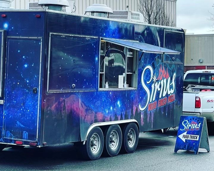 Sirius Wood Fired Pizza Food Truck at Graham Auto Repair